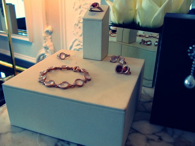 With coloured gemstones the citeria for what makes one great isn't the same as diamonds