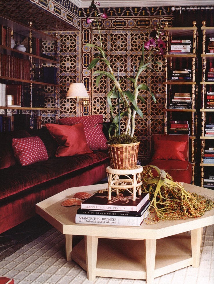 "Jeffrey Bilhuber is a New York based interior designer. His work has been published in many design books as well as every mayor international design magazine."