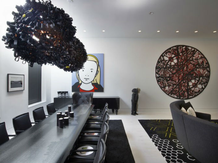 DO NOT GIVE UP ON THIS DELIGHTFULL LIVING ROOM LAMPS Original-chandeliers-the-touch-of-black-in-decor