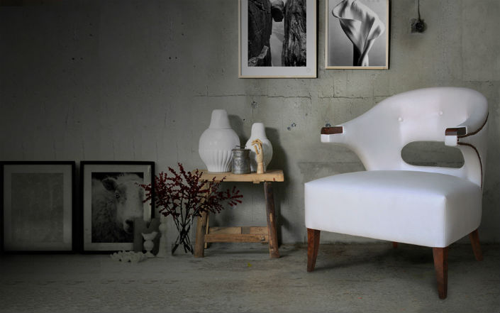 HOW TO DECORATE WITH LEATHER LOUNGE CHAIRS