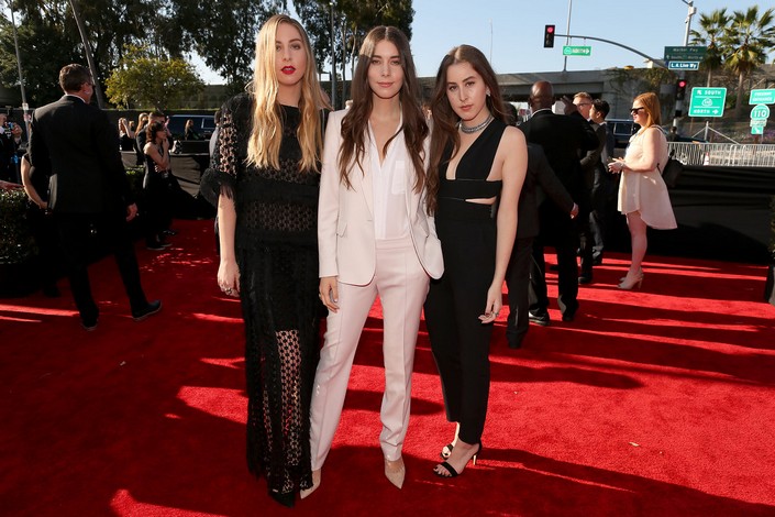 Grammys 2015 Red Carpet Fashion See what you missed-Este Haim in Chloé, Danielle Haim in Stella McCartney, and Alana Haim in Stella McCartney