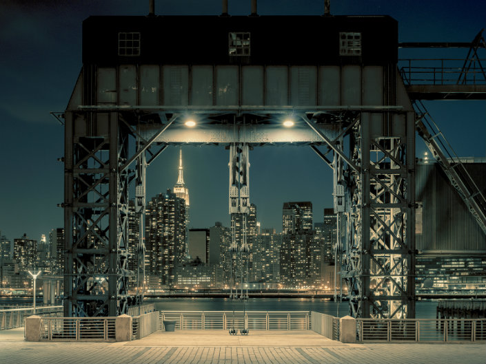 Would New York ever sleep? The city at night by Franck Bohbot