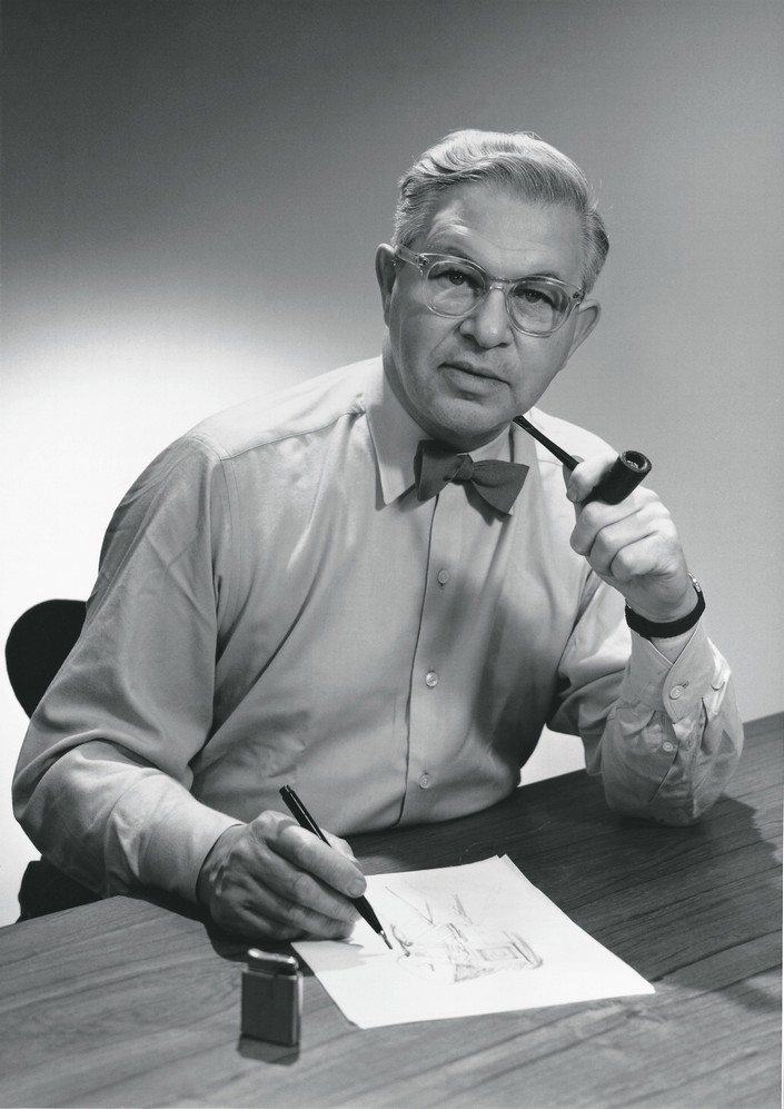 20TH CENTURY BEST DESIGNERS - Arne Jacobsen