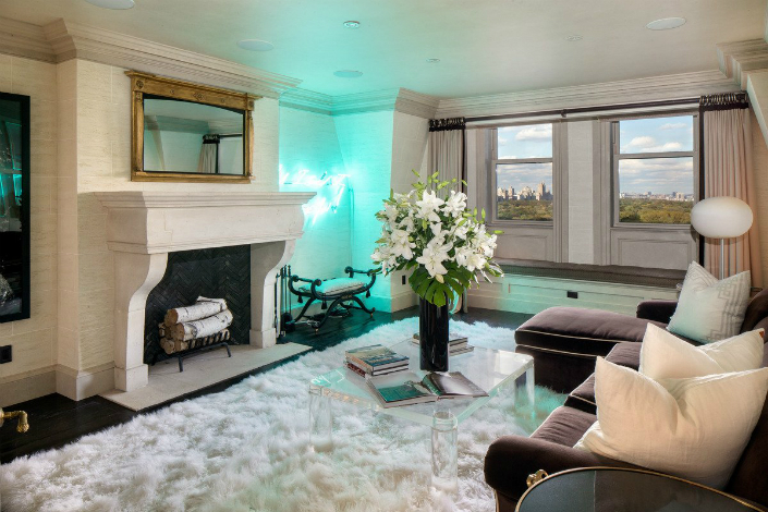 Jaw dropping Tommy Hilfiger's penthouse at New York Plaza Hotel 1