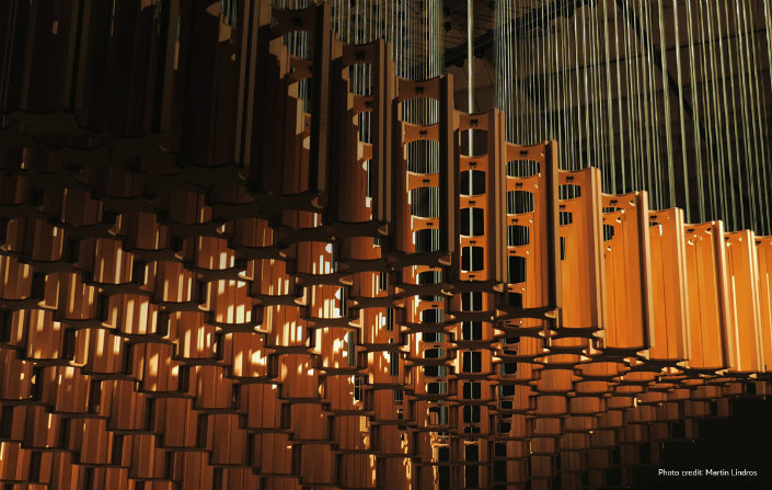 Milan Design Week 2015: Sculpute in Motion 2.0: HELIO CURVE