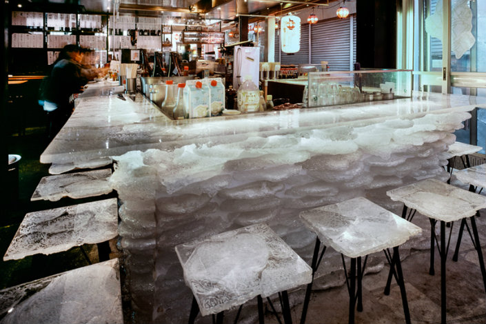 Original Designs: Kengo Kuma turns a Tokyo Bar into a Explosion of Color