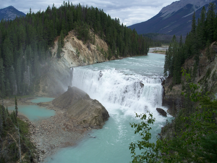 BRABBU Design Inspiration - The Most Beautiful Waterfalls in the World 1