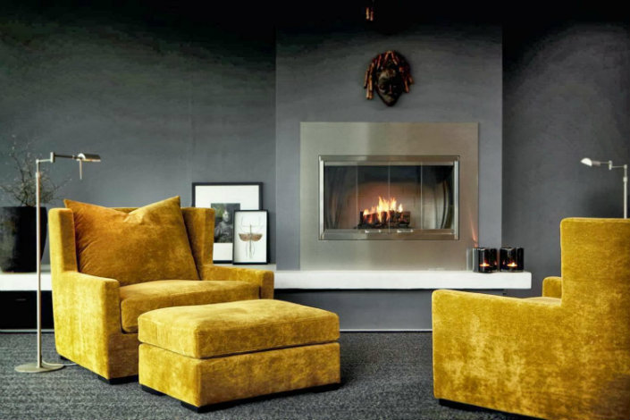 Dress up your living room with the best 10 colorful velvet sofa 10