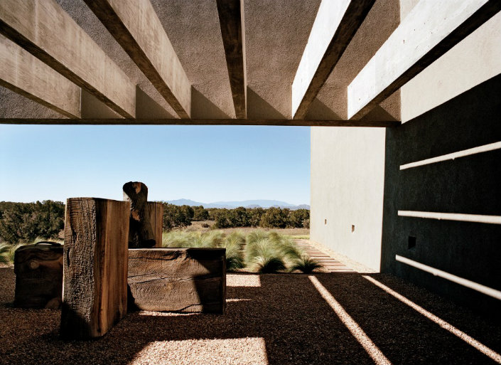 10 INSPIRING OUTDOOR PLACES