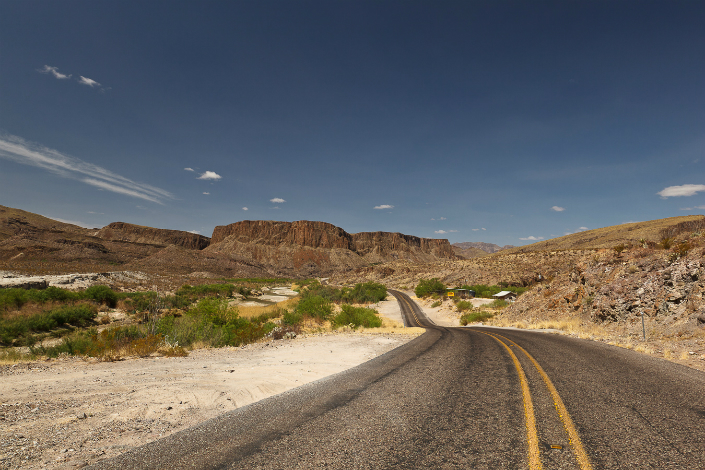 Hit the road - 10 Motorcycle Rides in U.S. by National Geographic 22