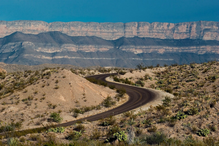 Hit the road - 10 Motorcycle Rides in U.S. by National Geographic 24