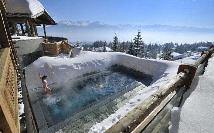 most amazing pools in world's top hotels 17