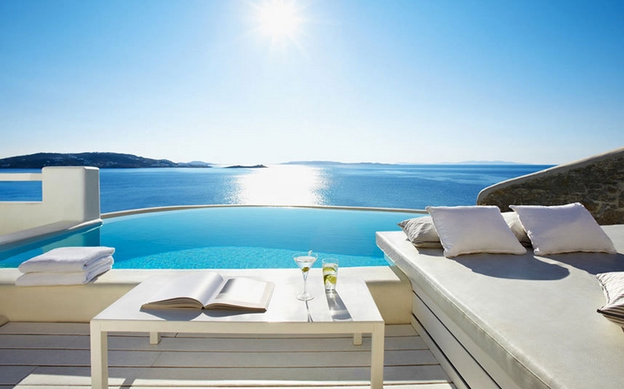 most amazing pools in world's top hotels 8
