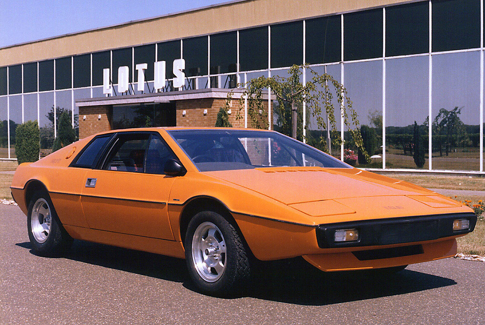 The most beautiful Italian cars - Lotus Esprit