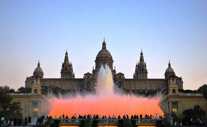 Autumn Travel Ideas - Go to Cataluña