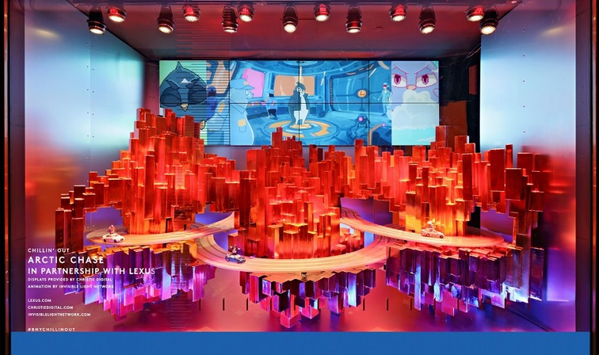 What to do in NY see Fifth avenue Christmas window displays7