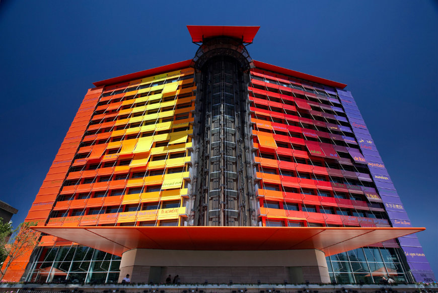 1-Silken-Hotel-Puerta-America-Madrid-Best-Luxury-Hotels-In-Madrid-Source-ayda