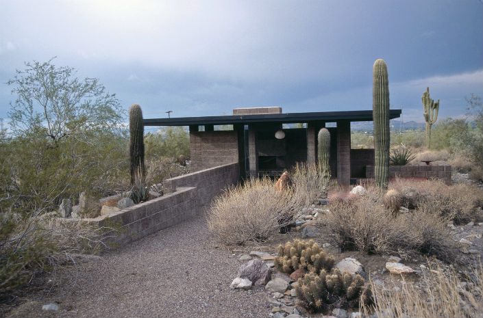 Untouchable shelters by craft hands