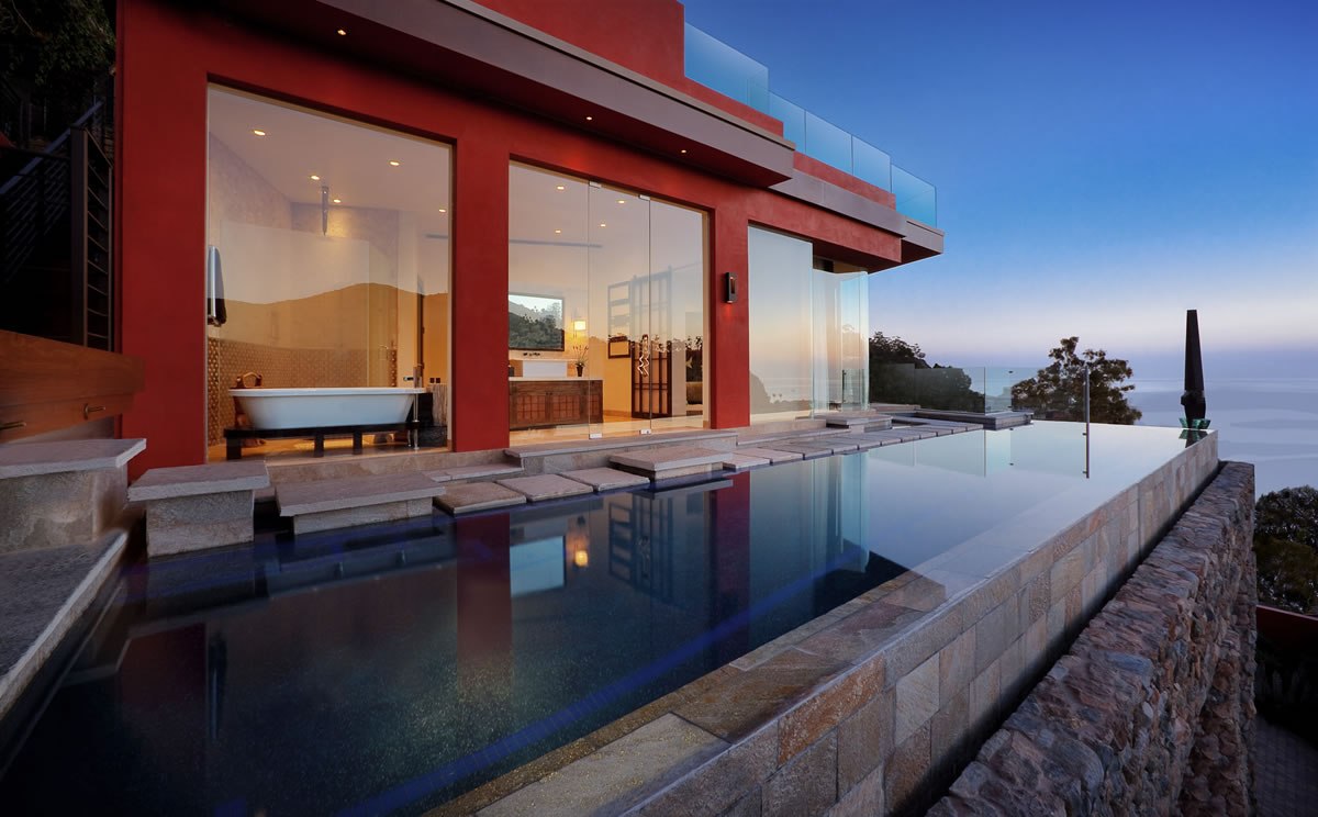 Residential luxury swimming pool designed by David Tisherman