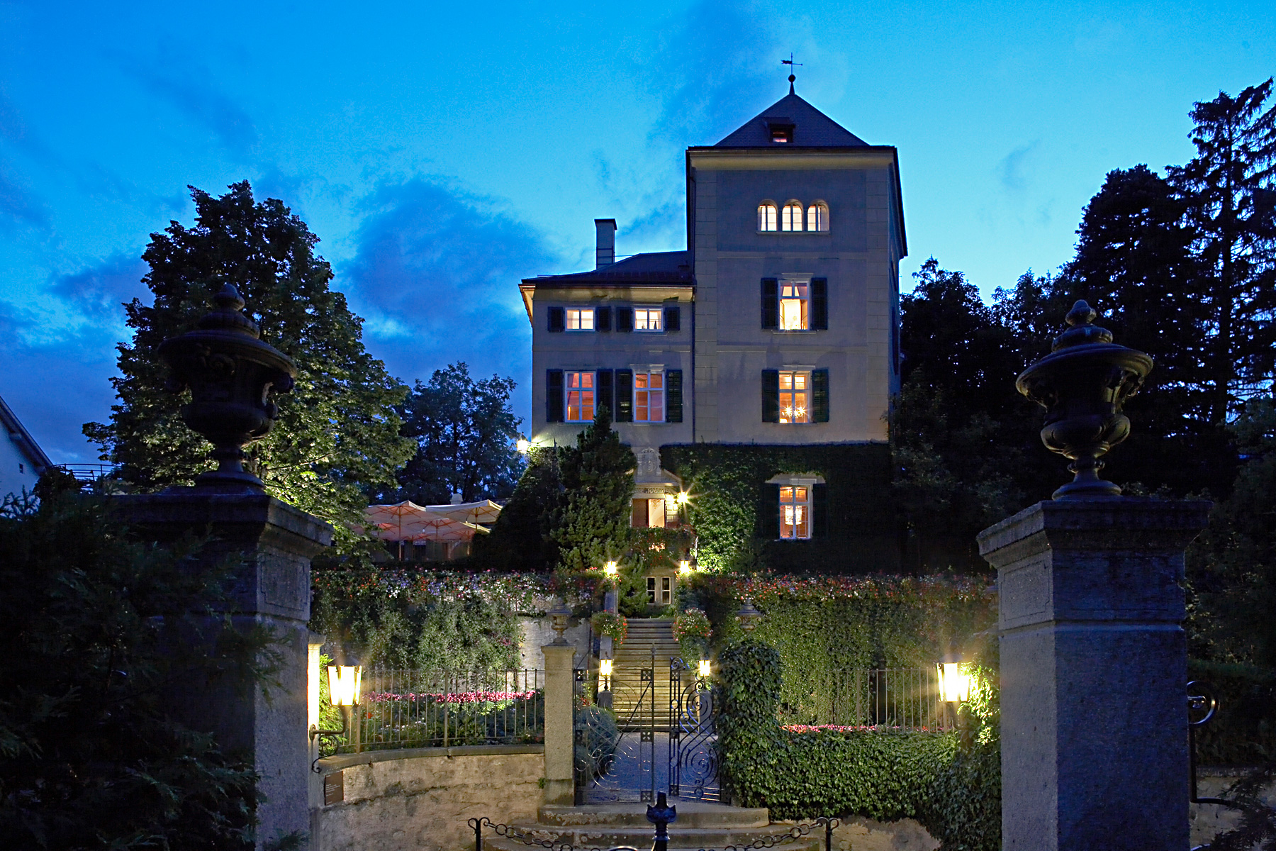TOP 10 Most expensive restaurants in the world