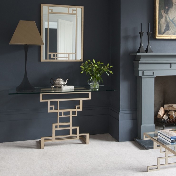 Beautiful console tables for modern decor