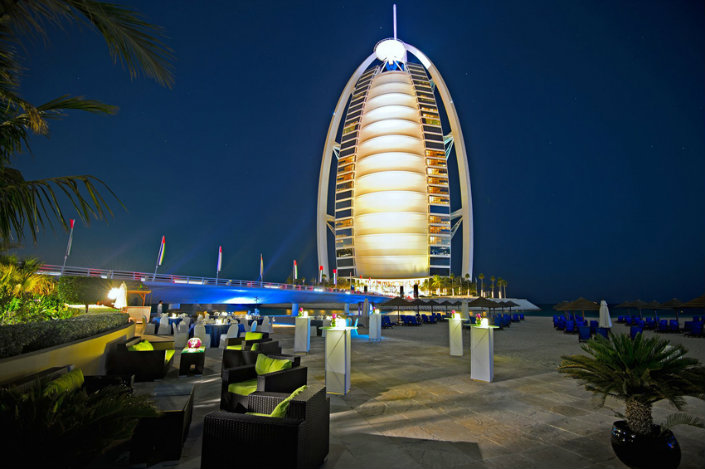 "Top luxury gifts for father's day-Dinner at Burj Al Arab"