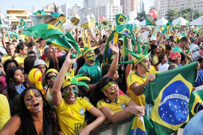 world cup, fifa, brazil, football, naymar, sao paulo , opening ceremony , letthe games begin ,colour, oscar scores final goal, croatia, own goal, entertainment, music , pitbull , jenifer lopez,Claudia Leitte ,,crowds, fans, Brazilians , at home , home screenings , home couch ,cool drink