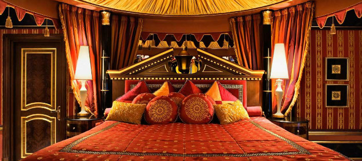 "Know the 4 Best Luxury hotels to book this Summer!Burj-al-arab-royal-two-bedroom-suite"