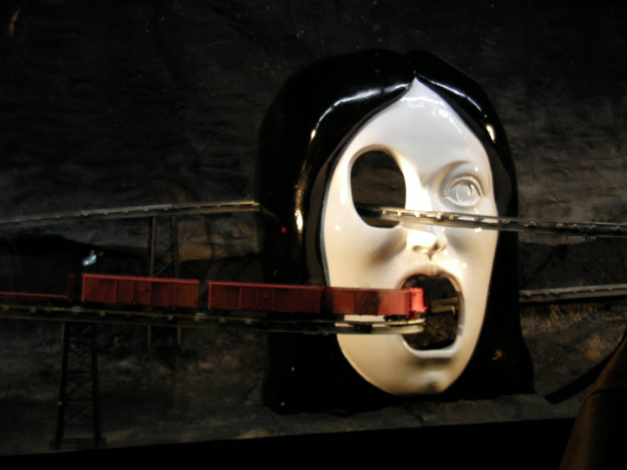 "4 Where-to guide for Luxury fashion brands windows-David Lynch to Galleries Lafayette"