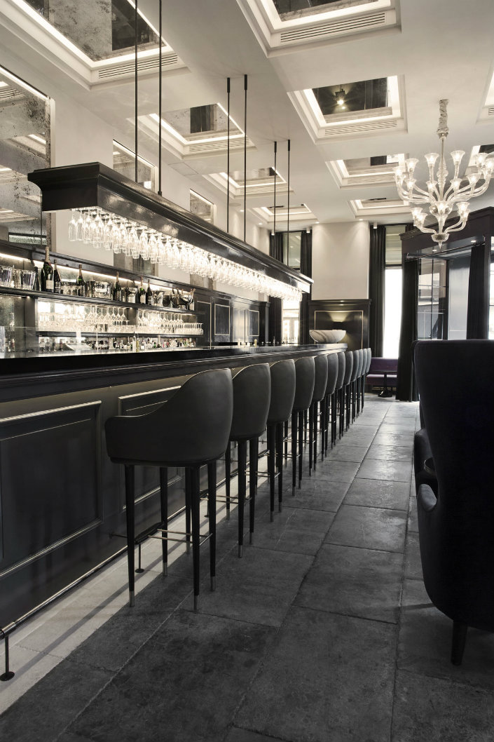 "Discover the 5 most chic counter stools for bars-balthazar-champagne-bar-hotel-copenhagen"