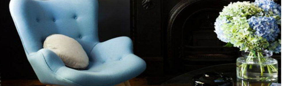 HOW TO CHOOSE ACCENT CHAIRS FOR SMALL LIVING ROOMS