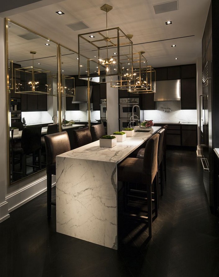 The magnificience in having a marble dining table