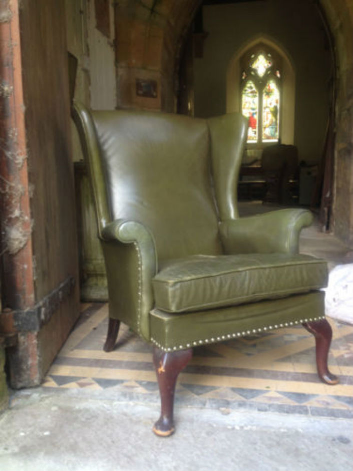 top 10 vintage leather wingback chairs (1)