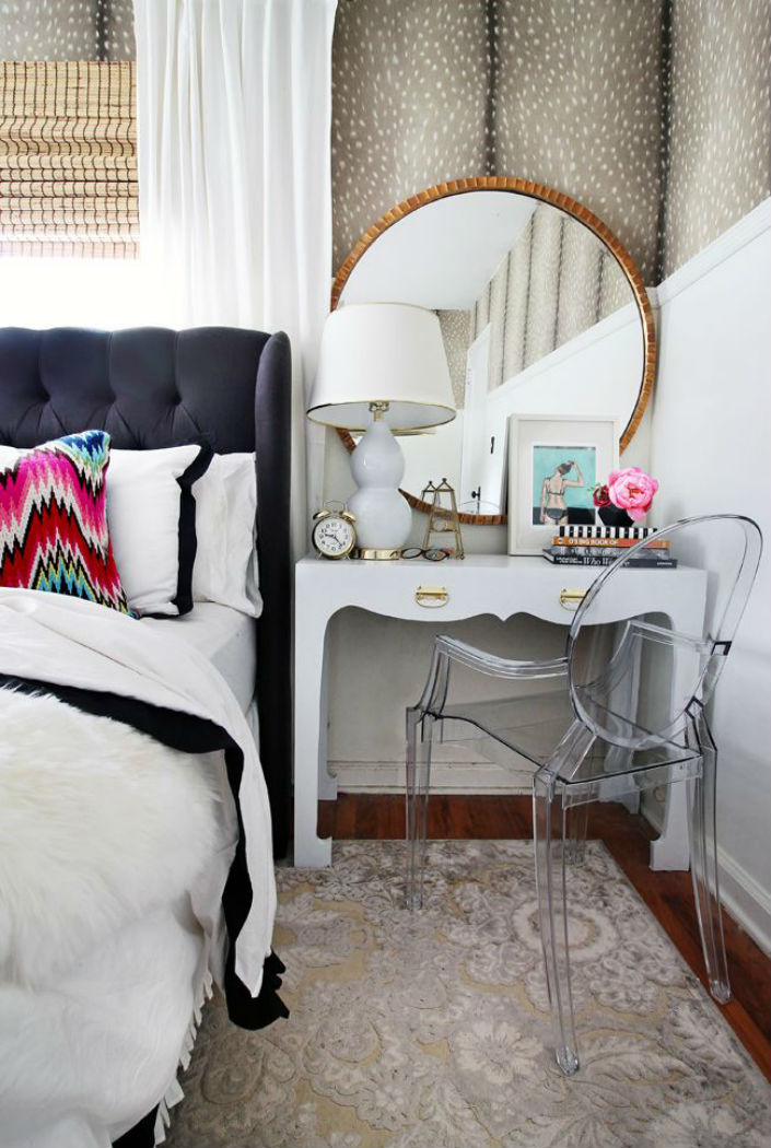 DECORATING A MASTER BEDROOM WITH SIDE CHAIR