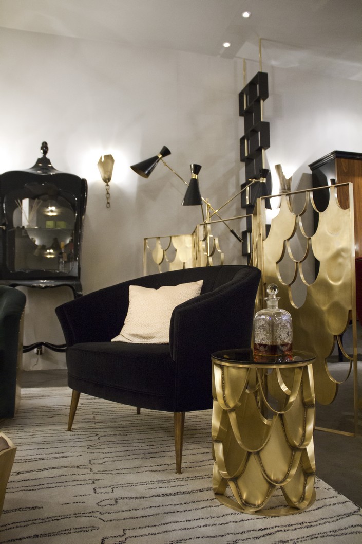 Best 4 side chair to pairing with glass side table