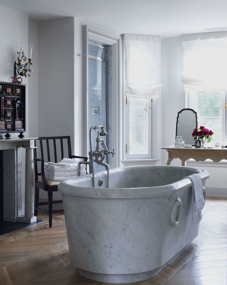 20 Fabulous Design Furniture Ideas for Luxury Bathrooms With Style