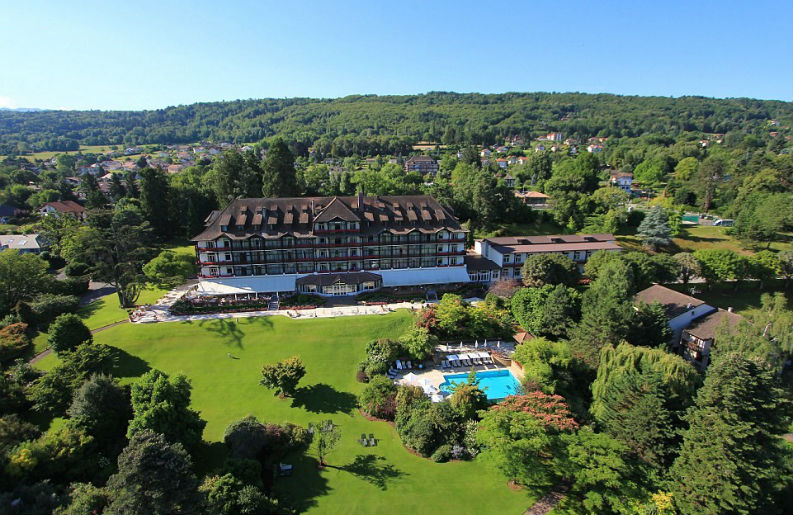Euro 2016 10 Luxurious Hotels for The Europe’s Top Teams