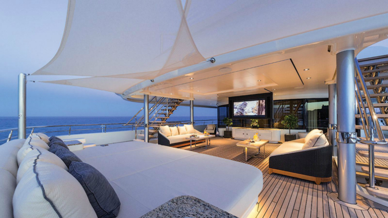 Interior Design Tips for Yachts: Luxury Interiors Travelling the Sea