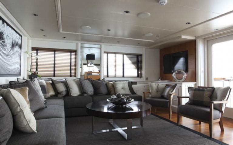 Second living room.