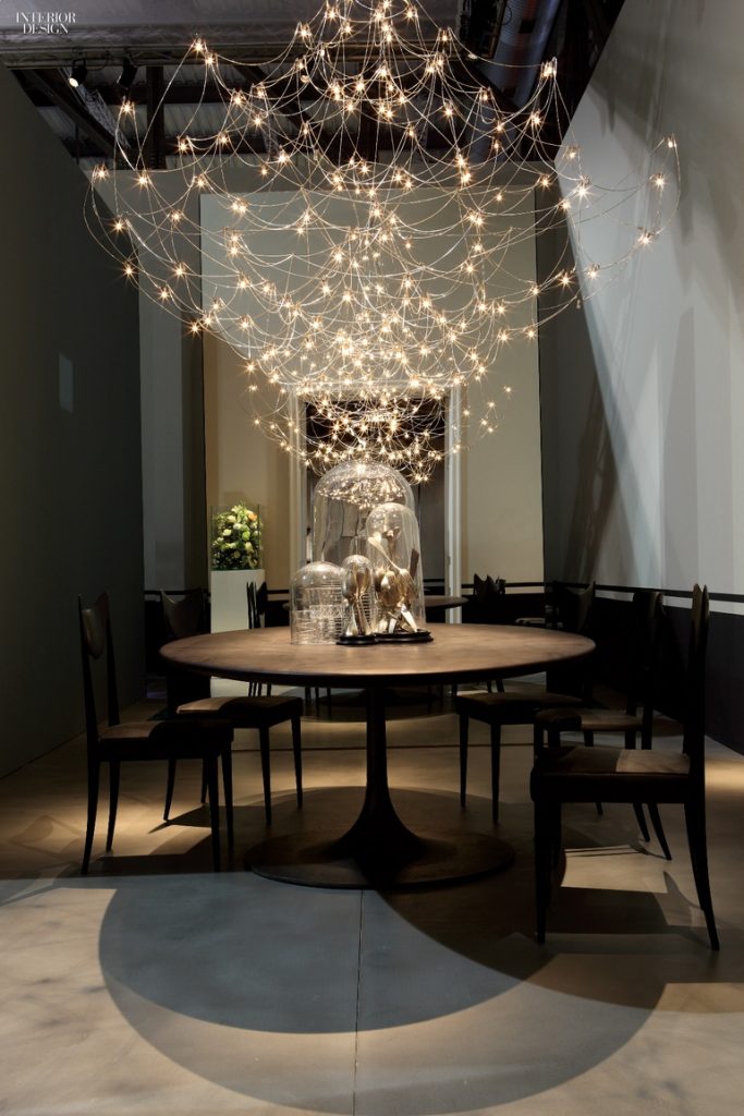 Unbelievable chandelier for modern design furniture.