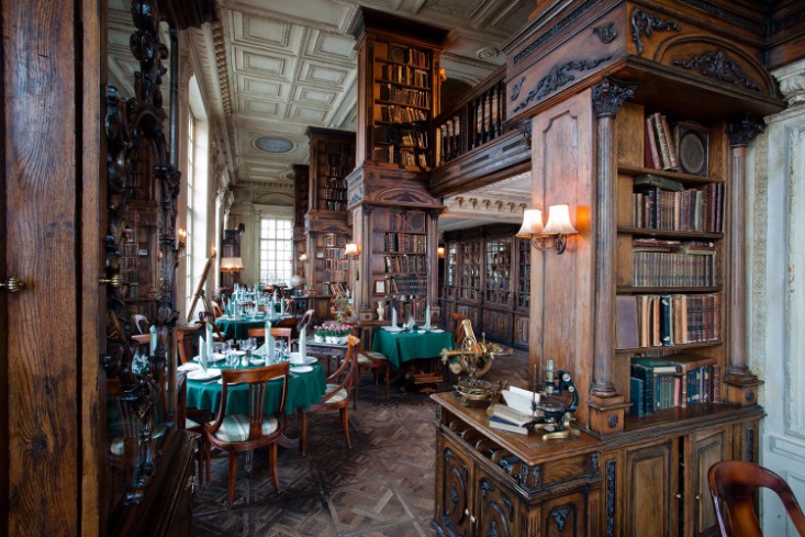 The 10 Best Restaurants To Have Dinner in Russia You Must Know