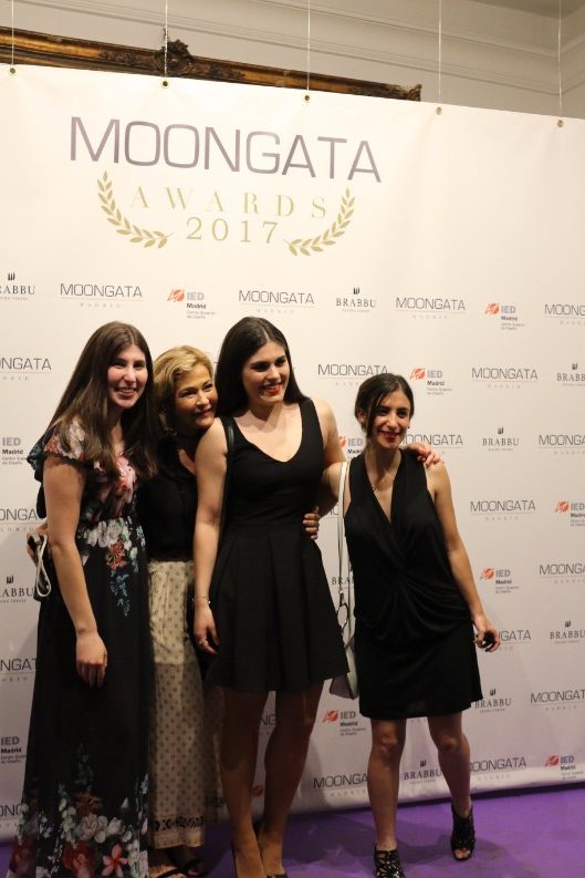 30 Remarkable Moments From Moongata Awards 2017 | Moongata Awards 2017. Design Events. Moongata Showroom. #moongatadesignawards #decoraccion #barriodelasletras Get to know everything here: http://www.brabbu.com/landings/moongata-awards/