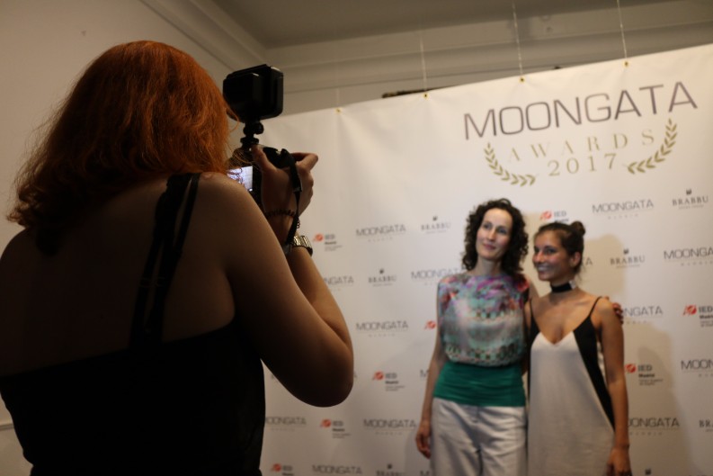 30 Remarkable Moments From Moongata Awards 2017 | Moongata Awards 2017. Design Events. Moongata Showroom. #moongatadesignawards #decoraccion #barriodelasletras Get to know everything here: http://www.brabbu.com/landings/moongata-awards/