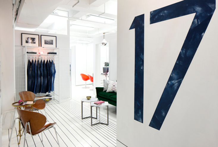 7 Summer Trends from a fun NYC office inspired by the Flatiron District -