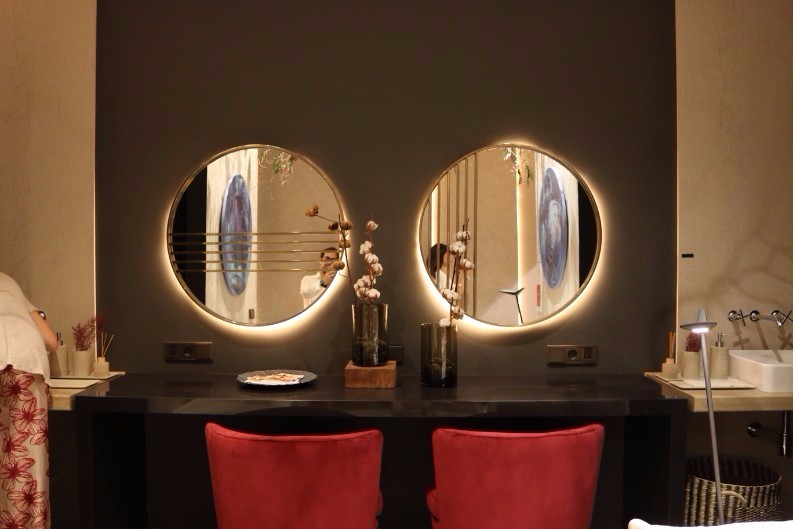 65 Reasons why the best design ideas are at CASA DECOR 2017 part 2 | Interior Design Ideas. Casa Decor 2017. Home Design Inspiration. #interiordesignideas #casadecor #modernvelvetsofa >>> Discover every space of casa decor here: https://brabbu.com/blog/category/design_agenda/