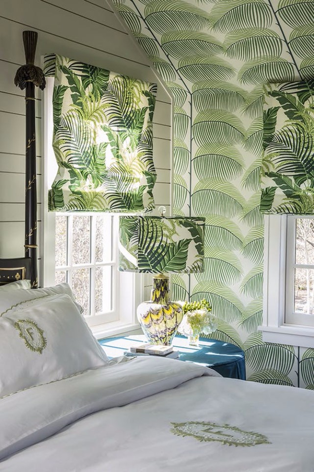 13 Fantastic Ways To Add Color To A Bedroom Decor | Bedroom Decor. Modern Interior Design. Bedroom Design. #interiordesigninspiration #bedroomdecor #homedecor Discover more at: