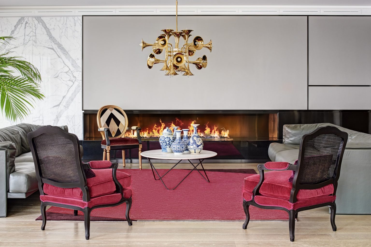 The dining room and kitchen have an open space concept, giving the ...