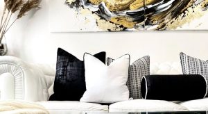 SHAPE UP EACH CORNER OF A SPACE