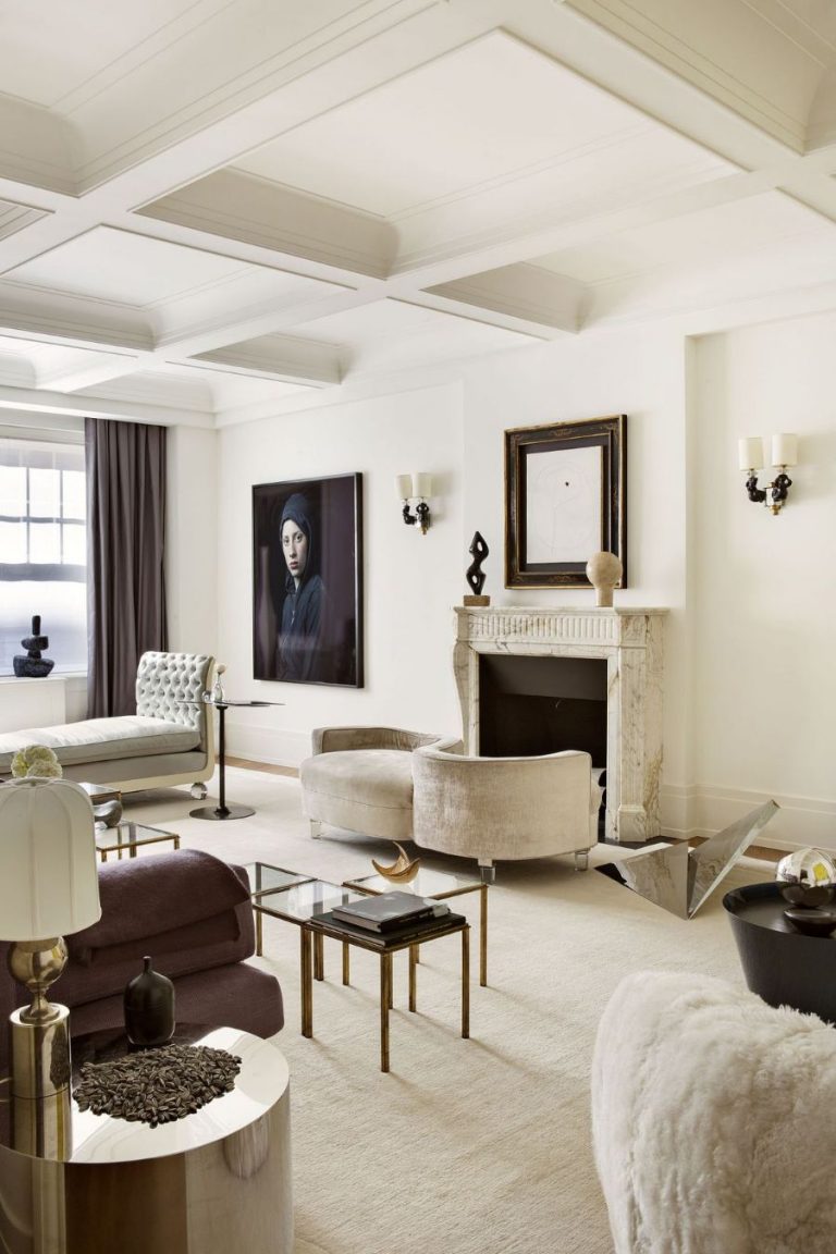 To see more about the unique eclectic interiors from Julie Hillman ...