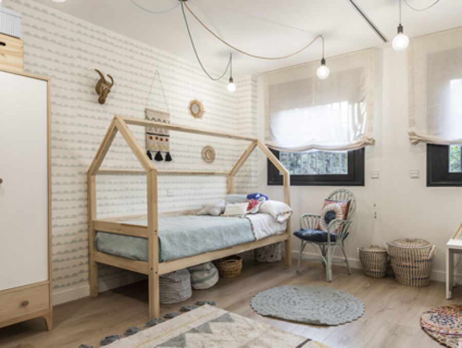 bedroom by alterespacio with wooden bed
